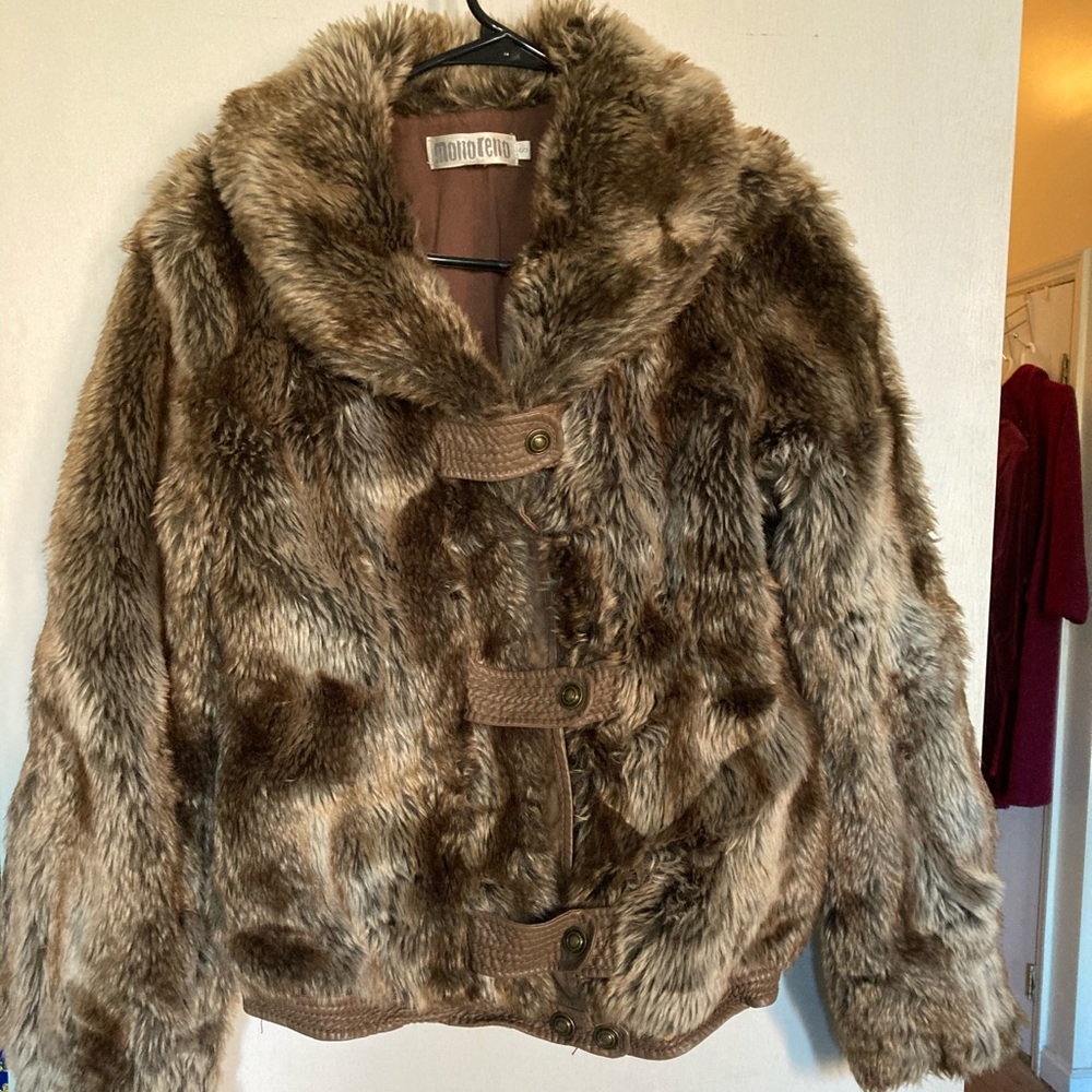 Faux fur jacket 🧚🏻‍♂️